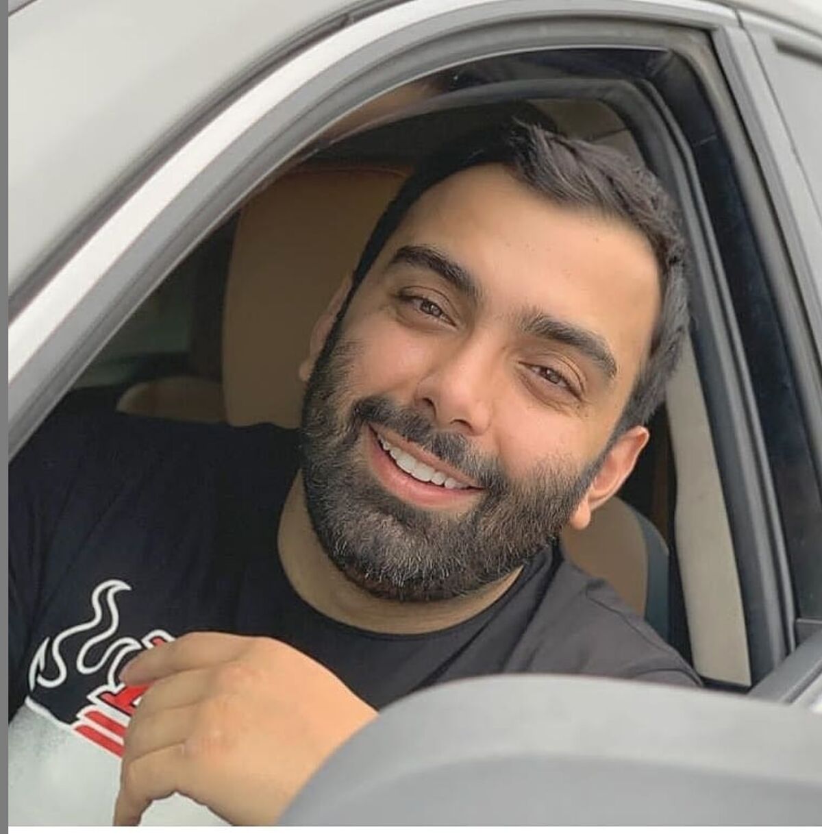 قرض گرفتن مسعود صادقلو از دوستش در برنامه حامد آهنگی جنجالی شد