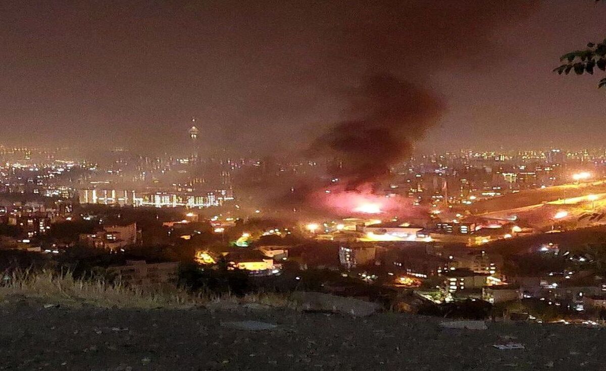 چند زندانی در اوین بر اثر آتش سوزی کشته شد؟