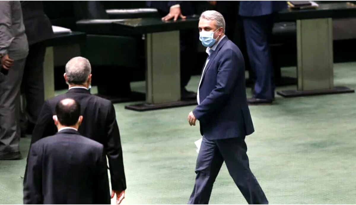 فازمی امین ماندنی شد