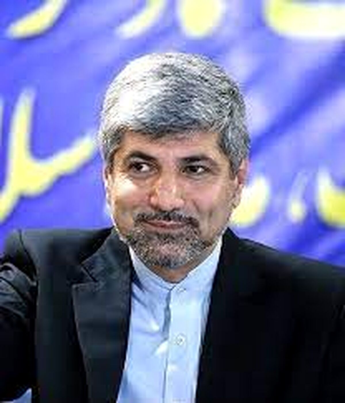 اقدام خلاف قانون محمود احمدی نژاد در سال آخر ریاست جمهوری اش