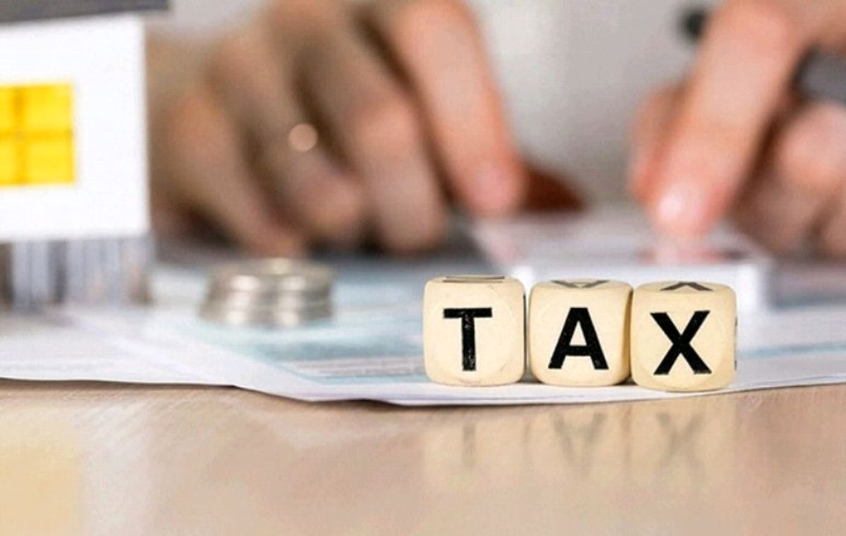 فرار مالیاتی شناسایی می شود|  با شماره تلفن ۱۵۲۶  تماس بگیرید