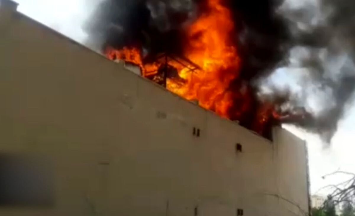 فیلم و عکس از آتش‌سوزی هولناک در اطراف میدان حر