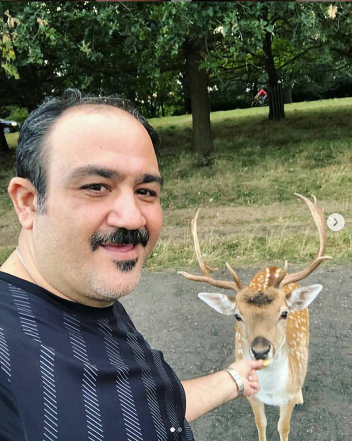  عکس خانوادگی مهران غفوریان با دختر و همسرش