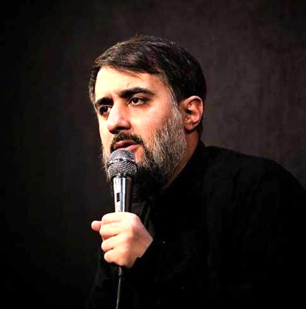 توییت پر سر  و صدای مداح معروف فضای مجازی را منفجر کرد + عکس
