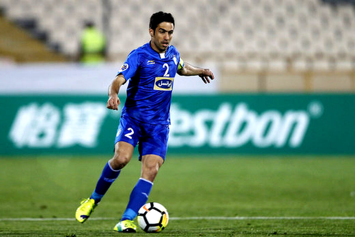اتفاق عجیب: کاپیتان استقلال با پیراهن پرسپولیس/عکس