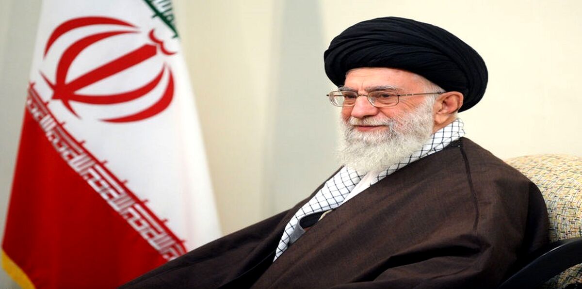 هدیه خاص رهبر معظم انقلاب به یک کارگر