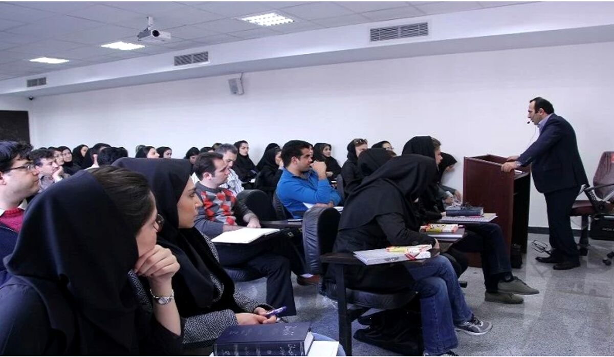  برخورد با دانشجویان معترض با طرح عجیب مجلس