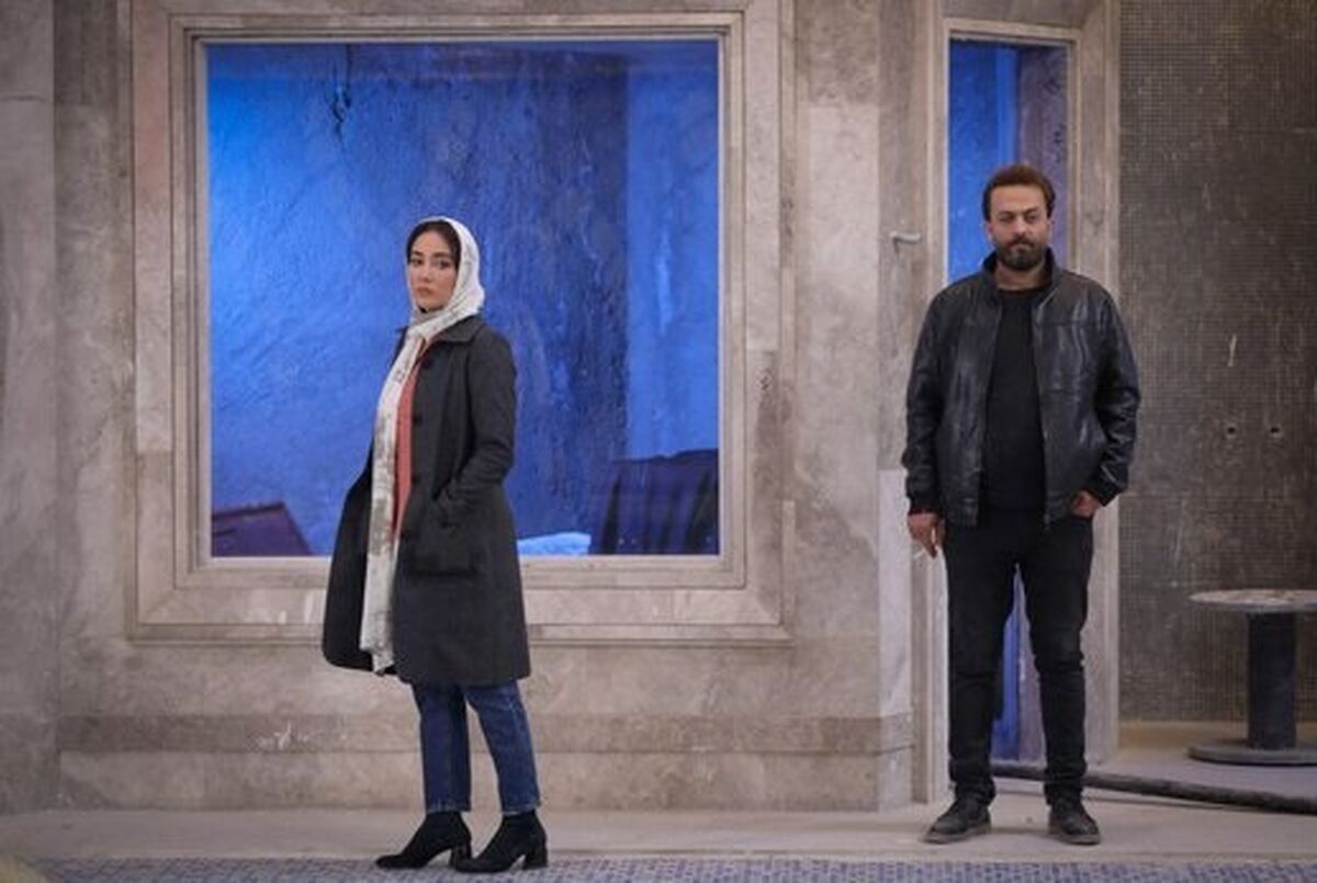بهاره افشاری و مصطفی زمانی روی پستر فیلم «روز ششم» 