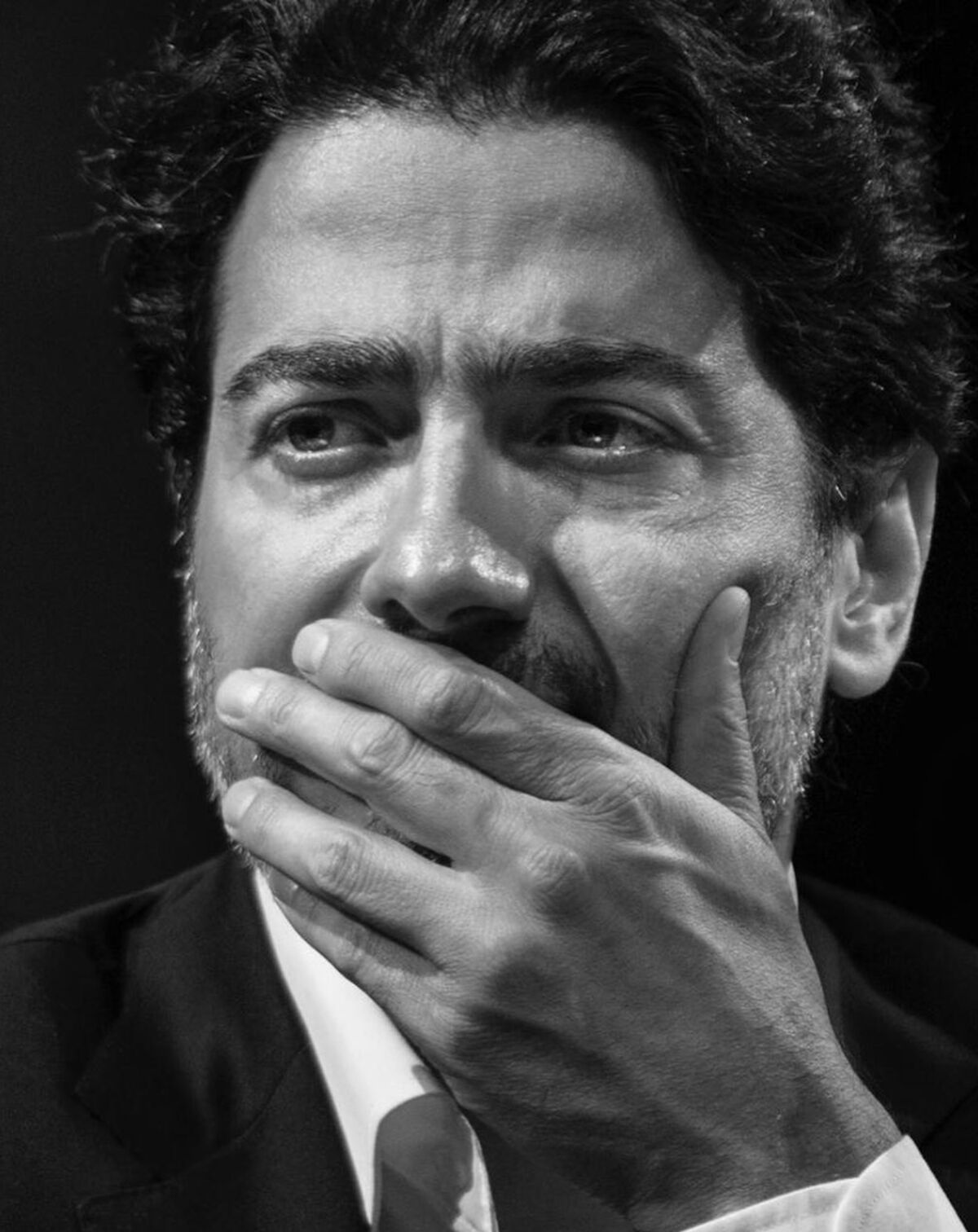 بدل همایون شجریان هم پیدا شد!| باور نمی کنید این مرد همایون نیست!