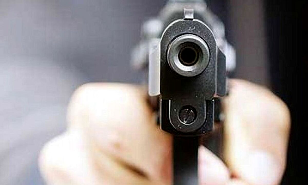 شلیک هولناک پسر 14 ساله به سارق پیتزا فروشی!