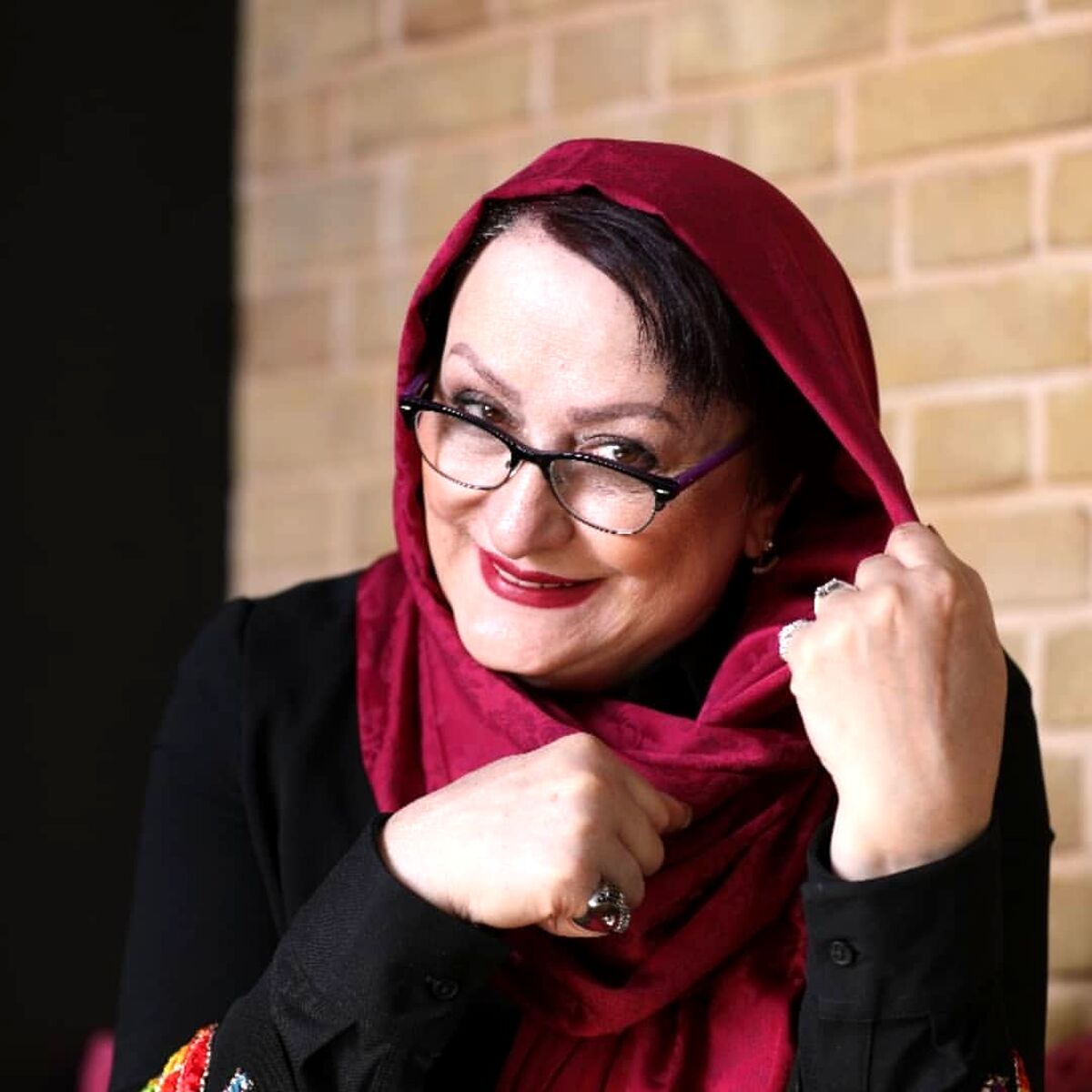تیپ زشت مریم امیرجلالی و دخترش در کنسرت خواننده لس آنجلسی| تیپ متفاوت مریم امیرجلالی در کانادا