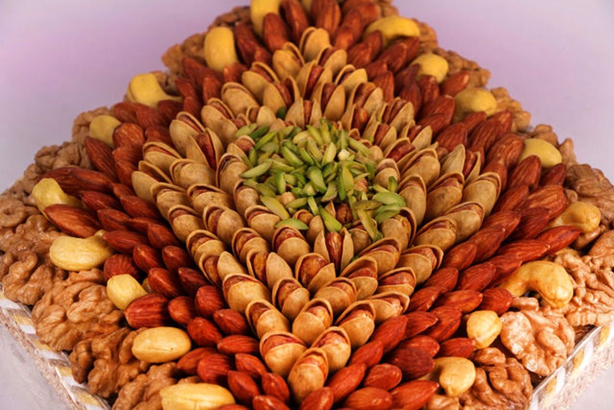 صنف آسیب دیده در شب یلدا| چه بلایی سر آجیل فروشان آمد؟