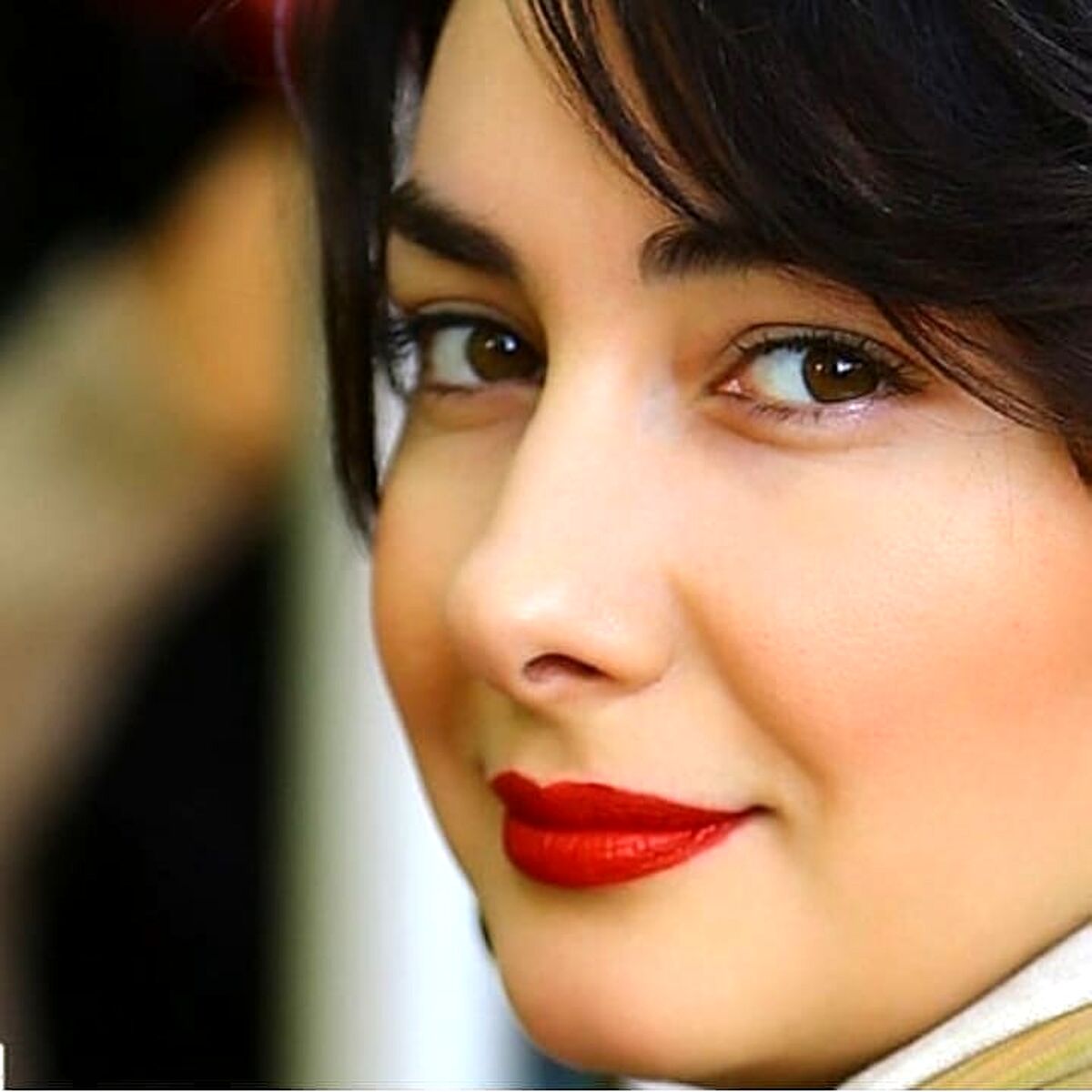 پیشنهاد جنجالی هانیه توسلی به بازیگر مرد سینما جنجال بپا کرد !
