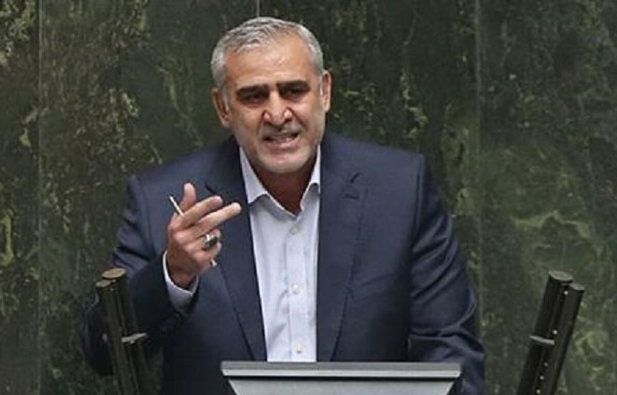  سوپرانقلابی ها می گویند با دانش آموزان برخورد کنید | نامه درخواست اعدام معترضان 100 امضا داشت