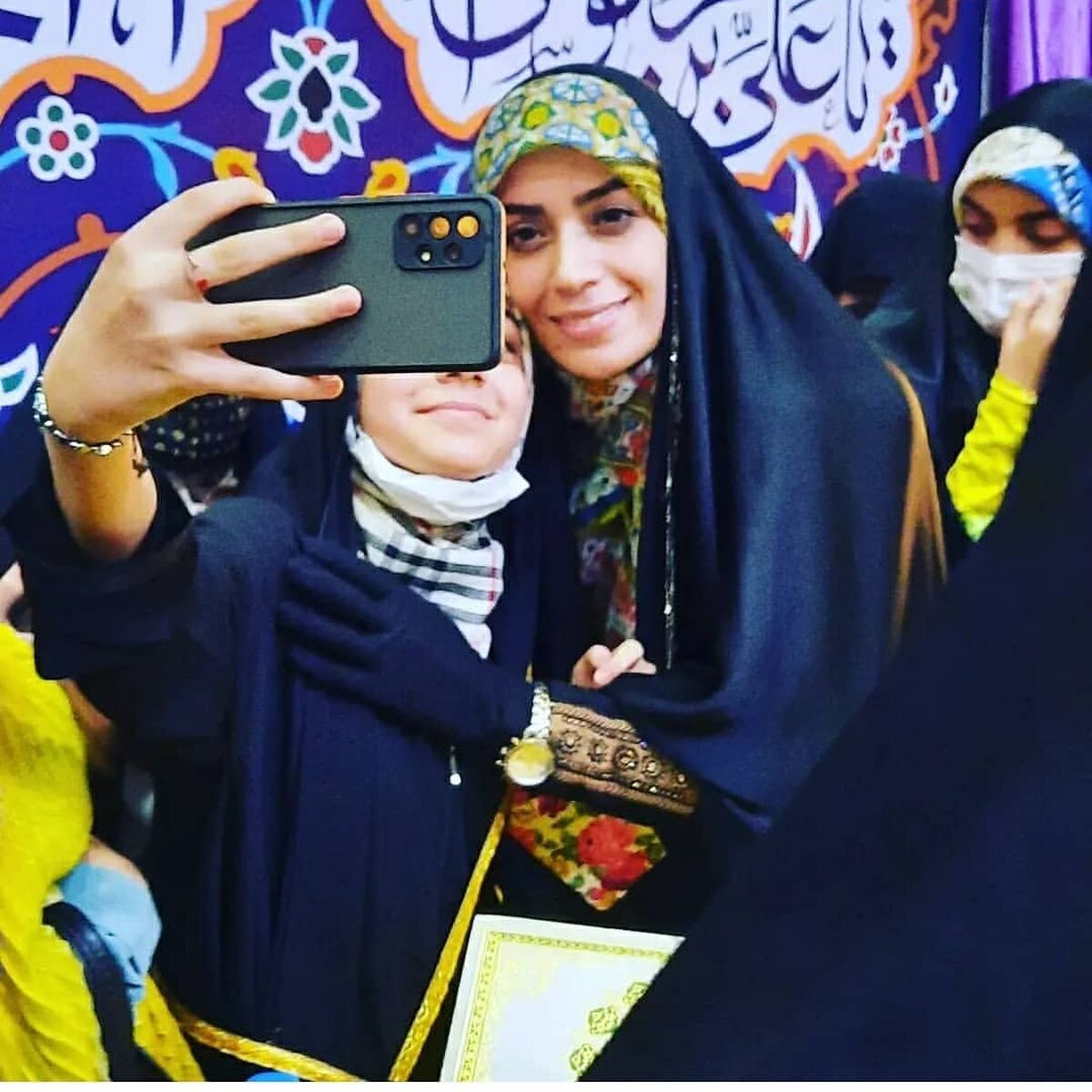 الهام چرخنده به ایران برگشت !