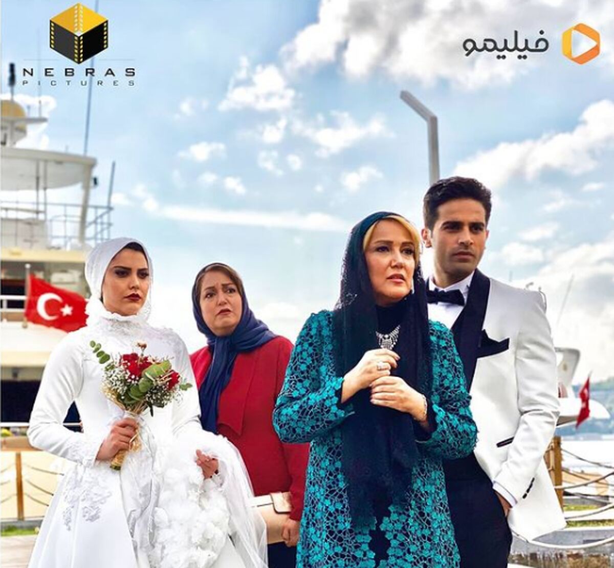 عکس عجیب از پشت صحنه سریال ملکه گدایان