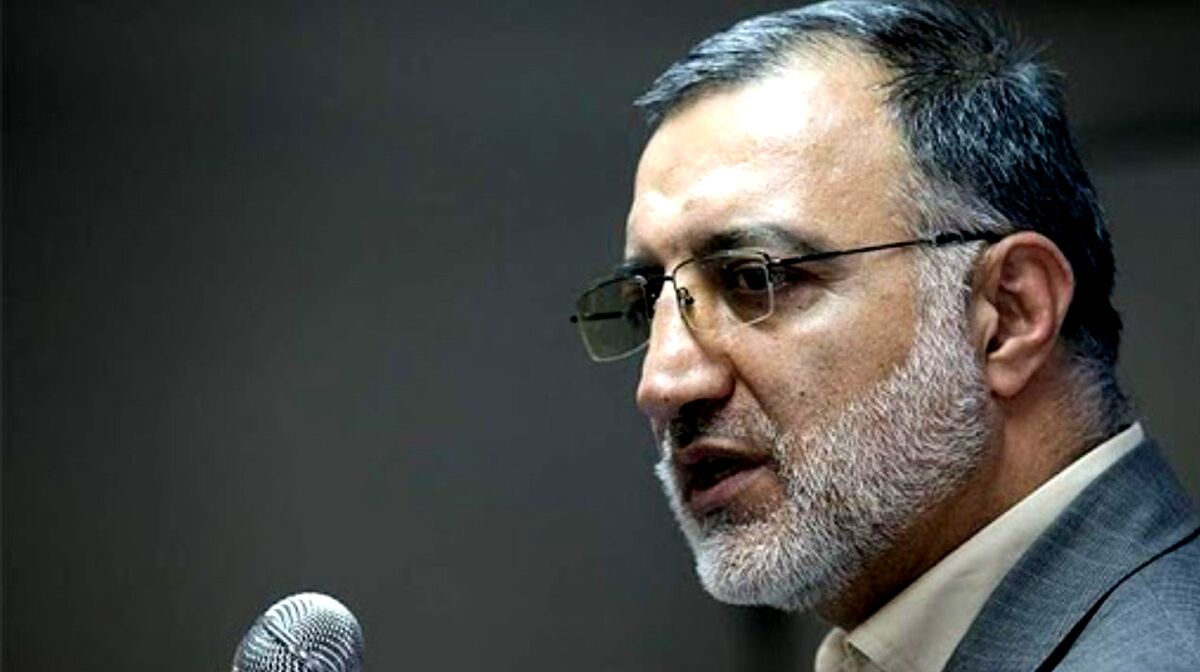 علیرضا زاکانی کنار کشید