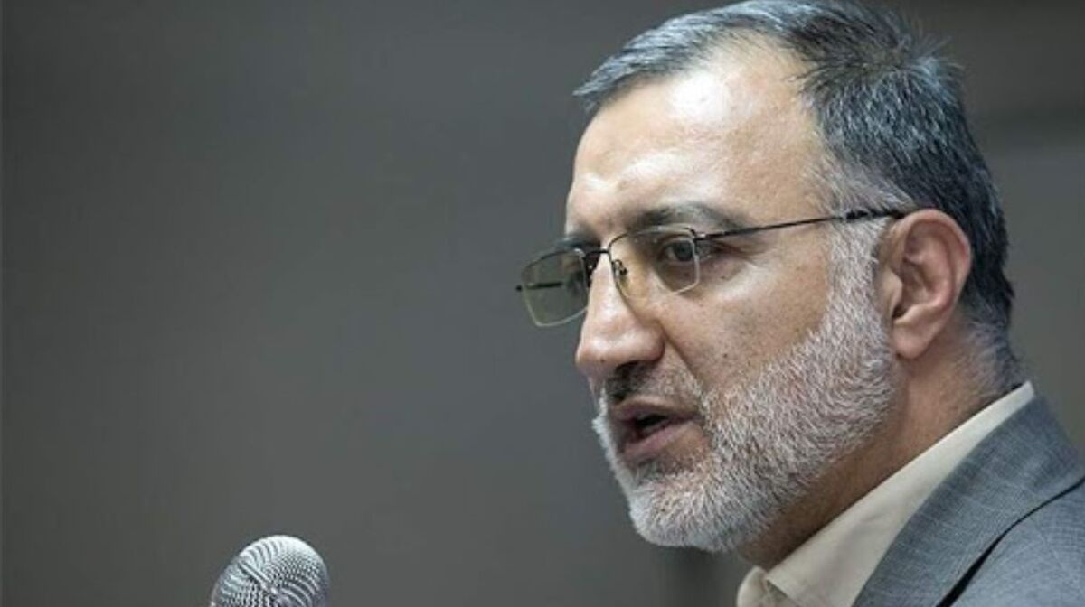 علیرضا زاکانی کنار کشید