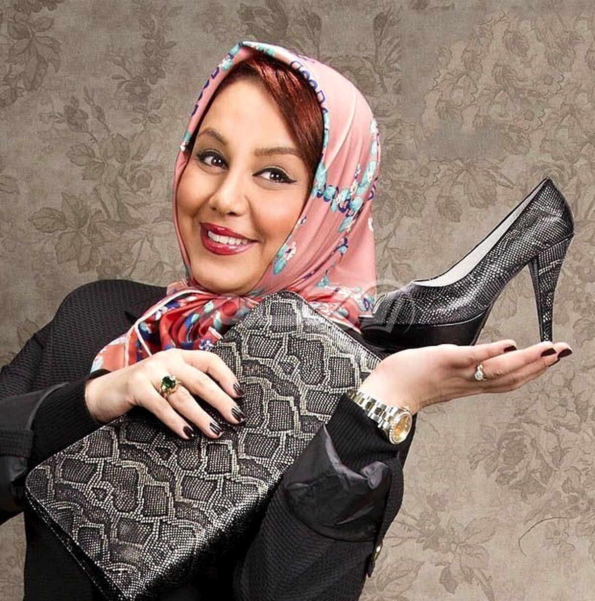 جراحی های متعدد بهنوش بختیاری روی صورتش داستان شد!| صورت وحشتناک بهنوش بختیاری + عکس