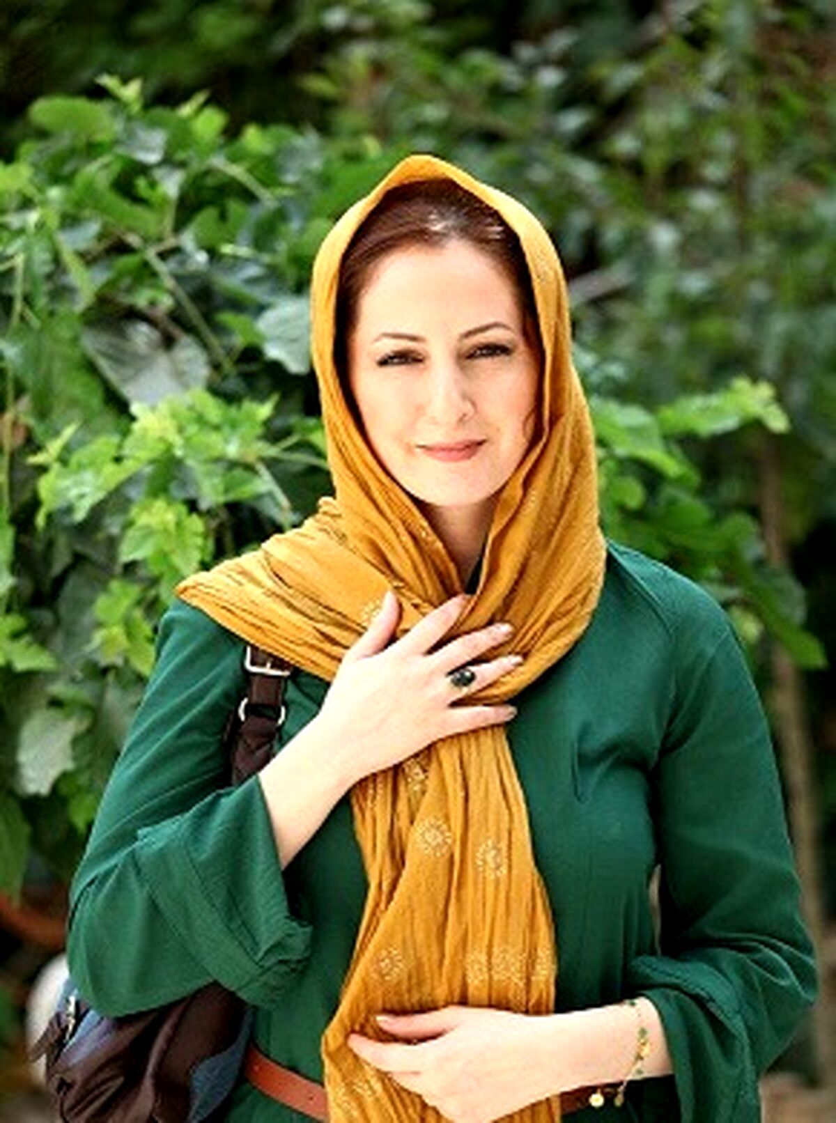 ذوق شقایق دهقان از کادوهای روز تولدش+ عکس مهمانی تولد شقایق دهقان