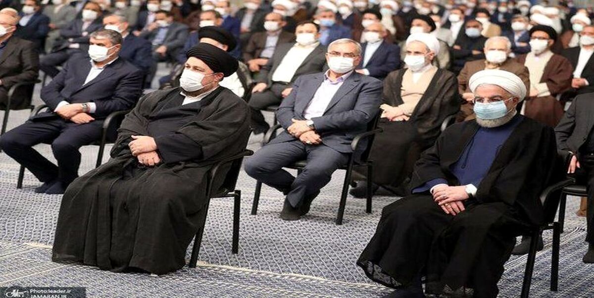 نصب بنر  معنی دار شهرداری مقابل منزل  حسن روحانی+عکس