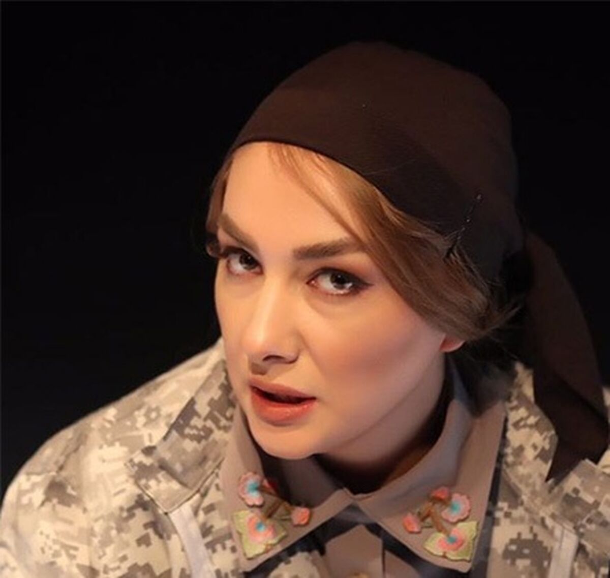 سلفی خودنمایانه هانیه توسلی داخل اتومبیل میلیاردی