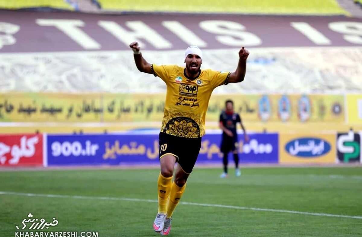 مهاجم پرسپولیس 40 میلیار قیمت دارد!