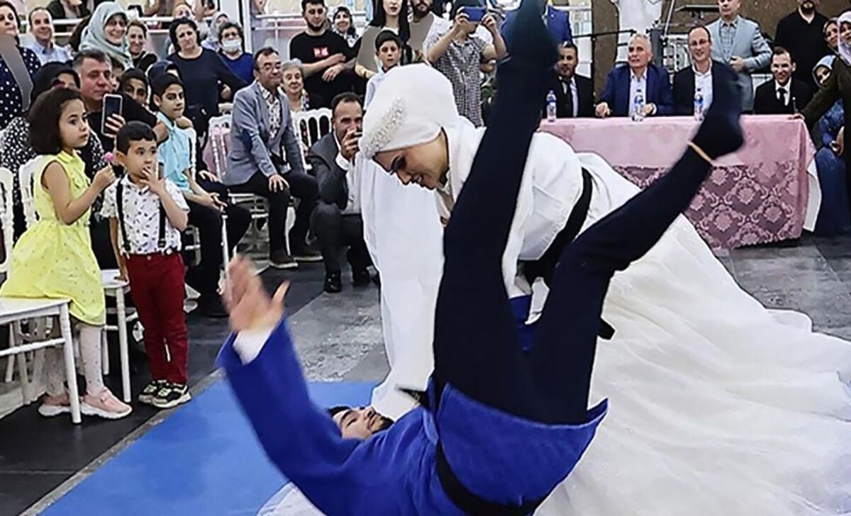  زیباترین عروس و داماد تهرانی جدا شدند! | دختران دور داماد می چرخیدند 