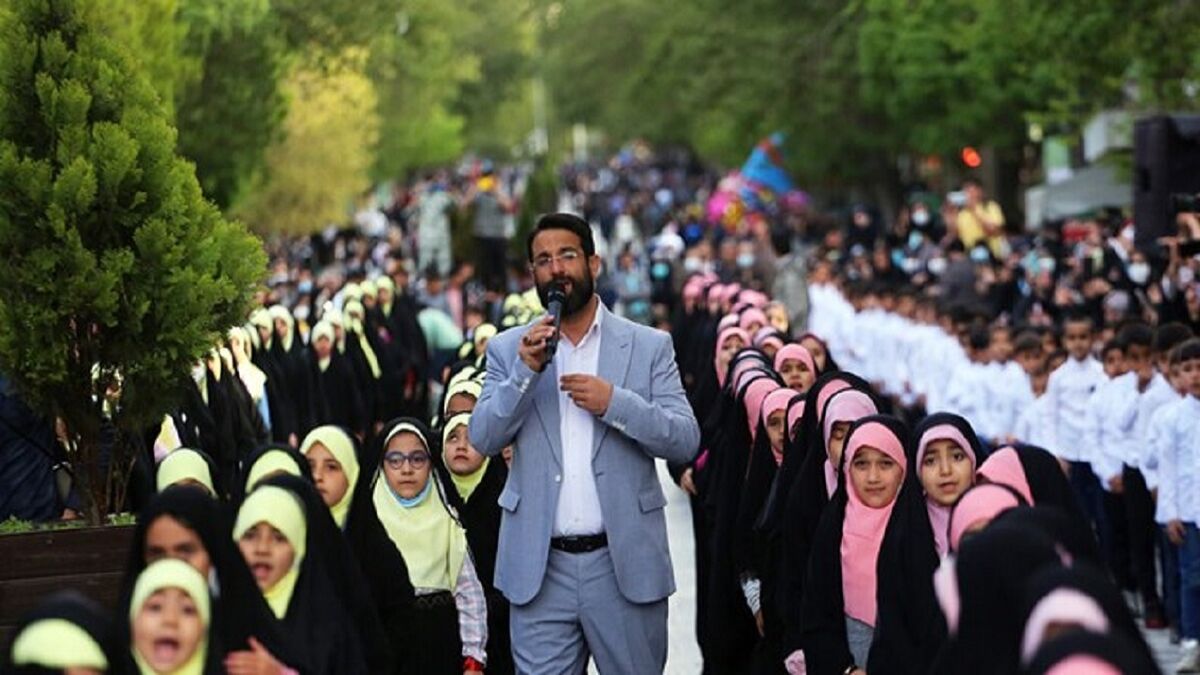 سلام فرمانده بحرینی همراه با سوز عاشورایی | نسخه جدید از اجرای سلام فرمانده + فیلم