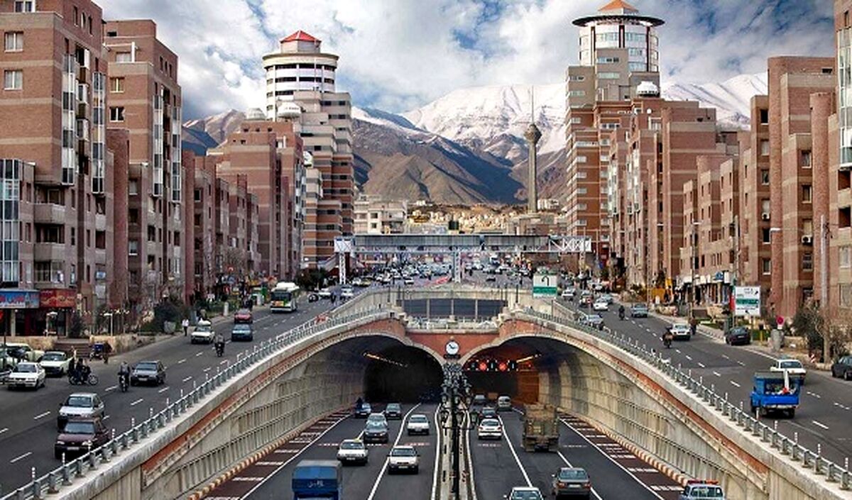 ساختار اقتصادی کشور غلط است / رئیسی نمی تواند قیمت مسکن را پایین بیاورد 