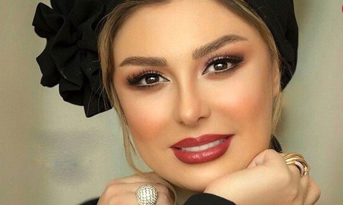 نیوشا ضیغمی با تیپ و قیافه ای که از آن خودش نیست! | باور می کنید این زن نیوشا ضیغمی باشد؟