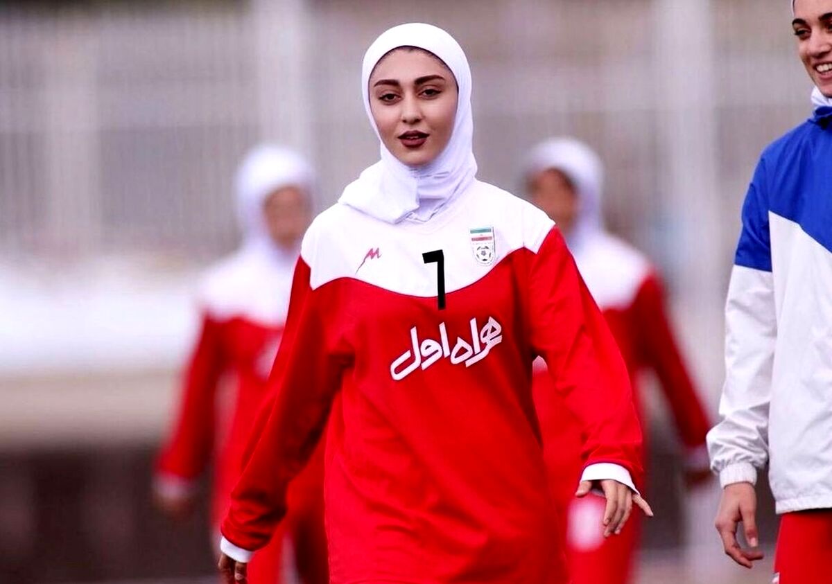 رسوایی کنعانی زادگان و کنایه زشت خانم فوتبالیست استقلالی | در اتوبوس تیم ملی چه گذشت؟