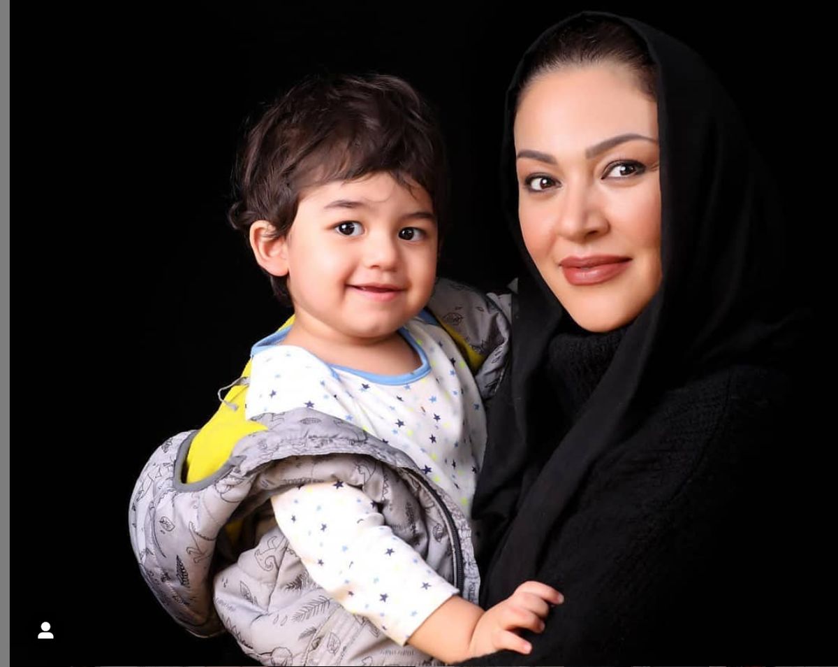 دلتنگی زیبا بروفه برای همسرش / ابراز دلتنگی زیبا در صفحه شخصی اش 