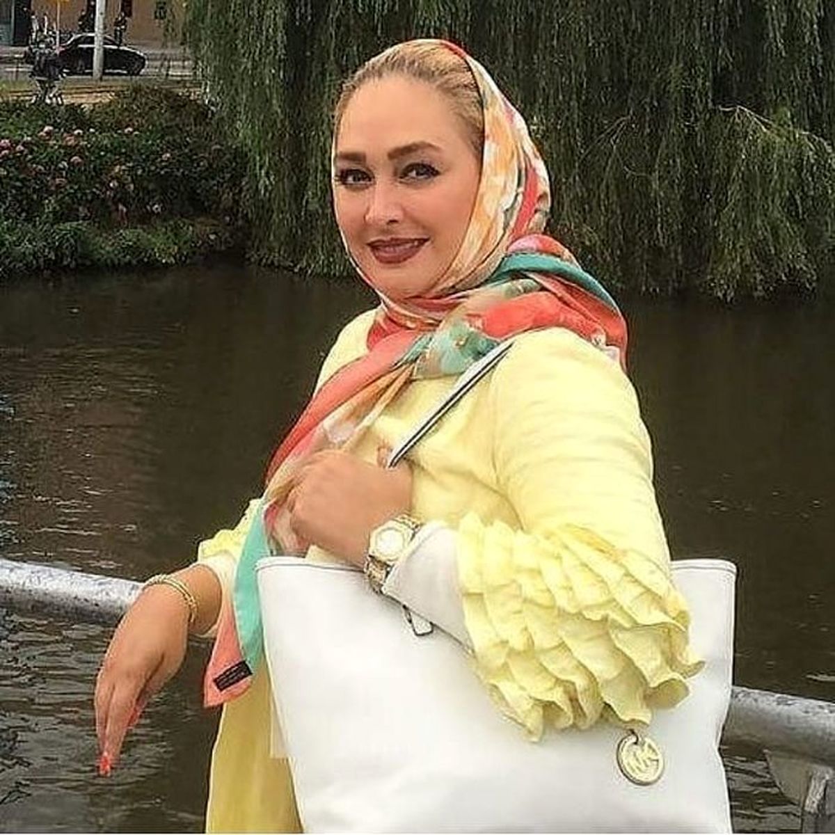 خوشگلی روز به روز الهام حمیدی دردسر سازشد 