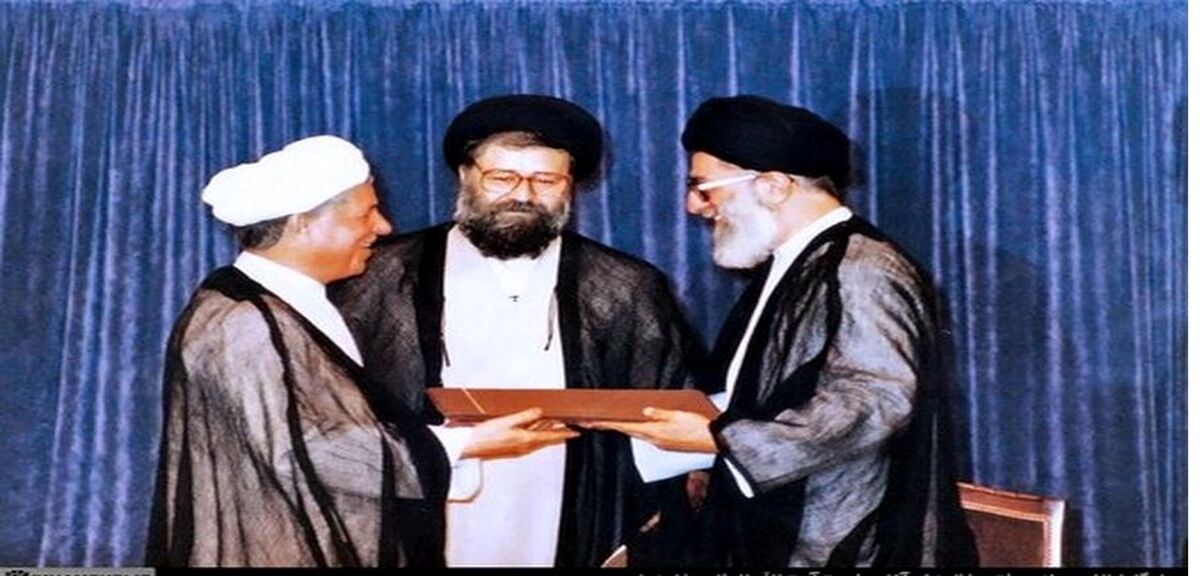 مگر رهبری بارها نگفته اند که سخنگو ندارند؟ | زدیکی آیت الله  هاشمی و رهبری قابل انکار نیست 