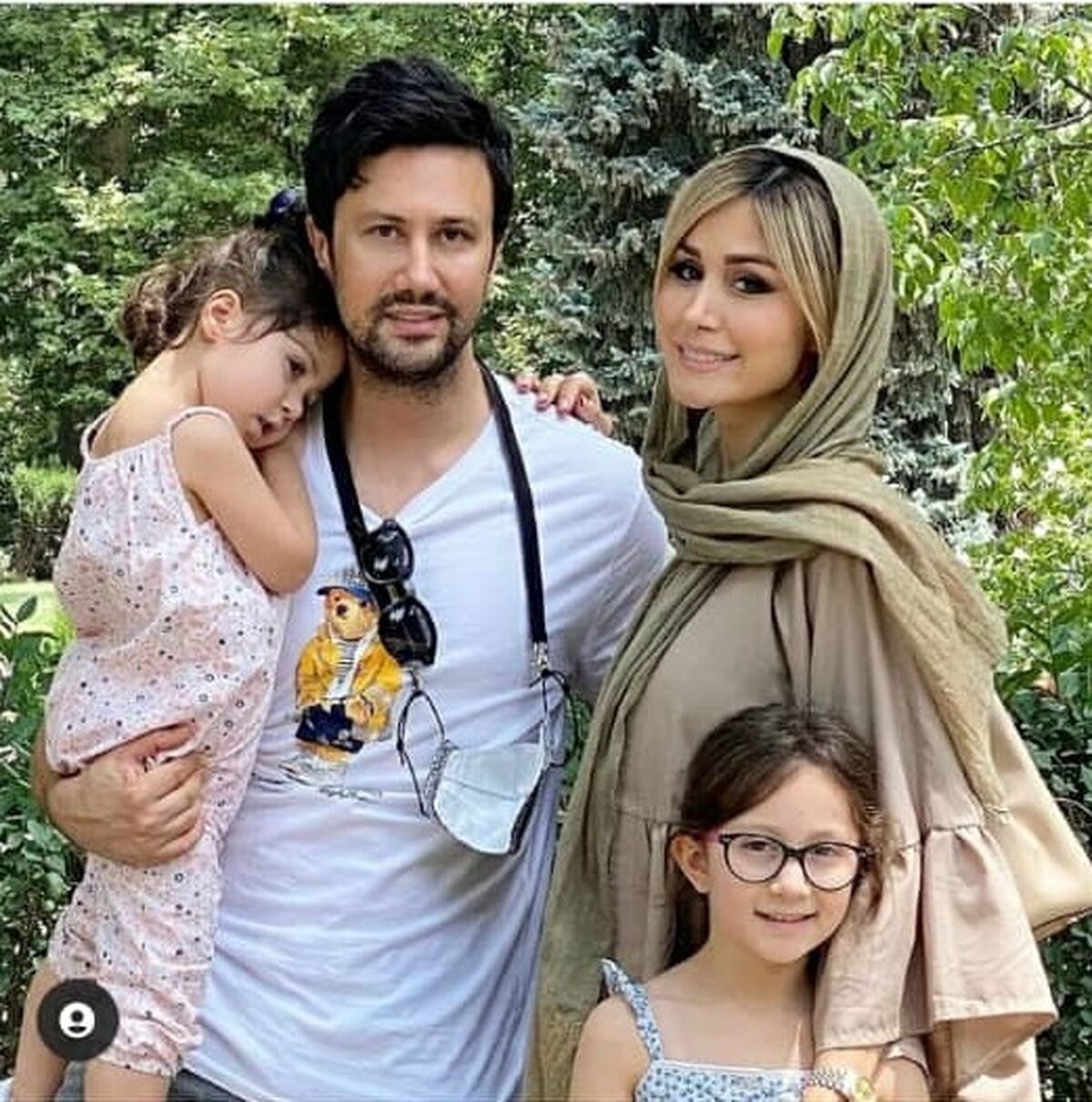 لباس وقیحانه همسر شاهرخ استخری سوژه شد+ عکس