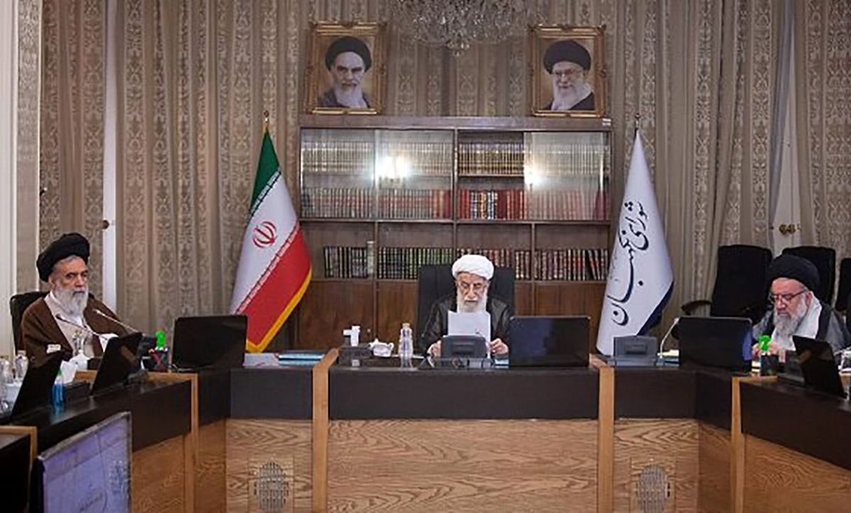 جنتی رئیس خبرگان ماند، رئیسی نایب رئیس شد