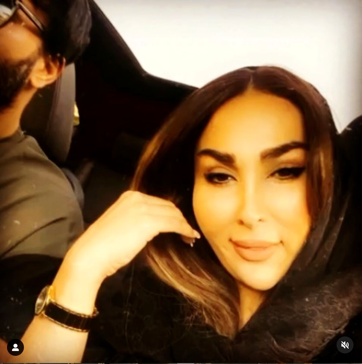 سلفی ناجور و پر سر و صدای علیرضا نیکبخت با نامزد صورت عملیش!