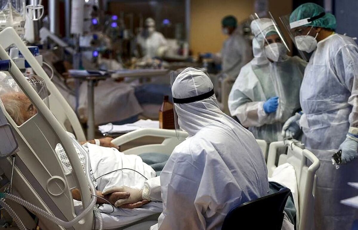 ازدحام عجیب کادر درمان برای تزریق واکسن کرونا