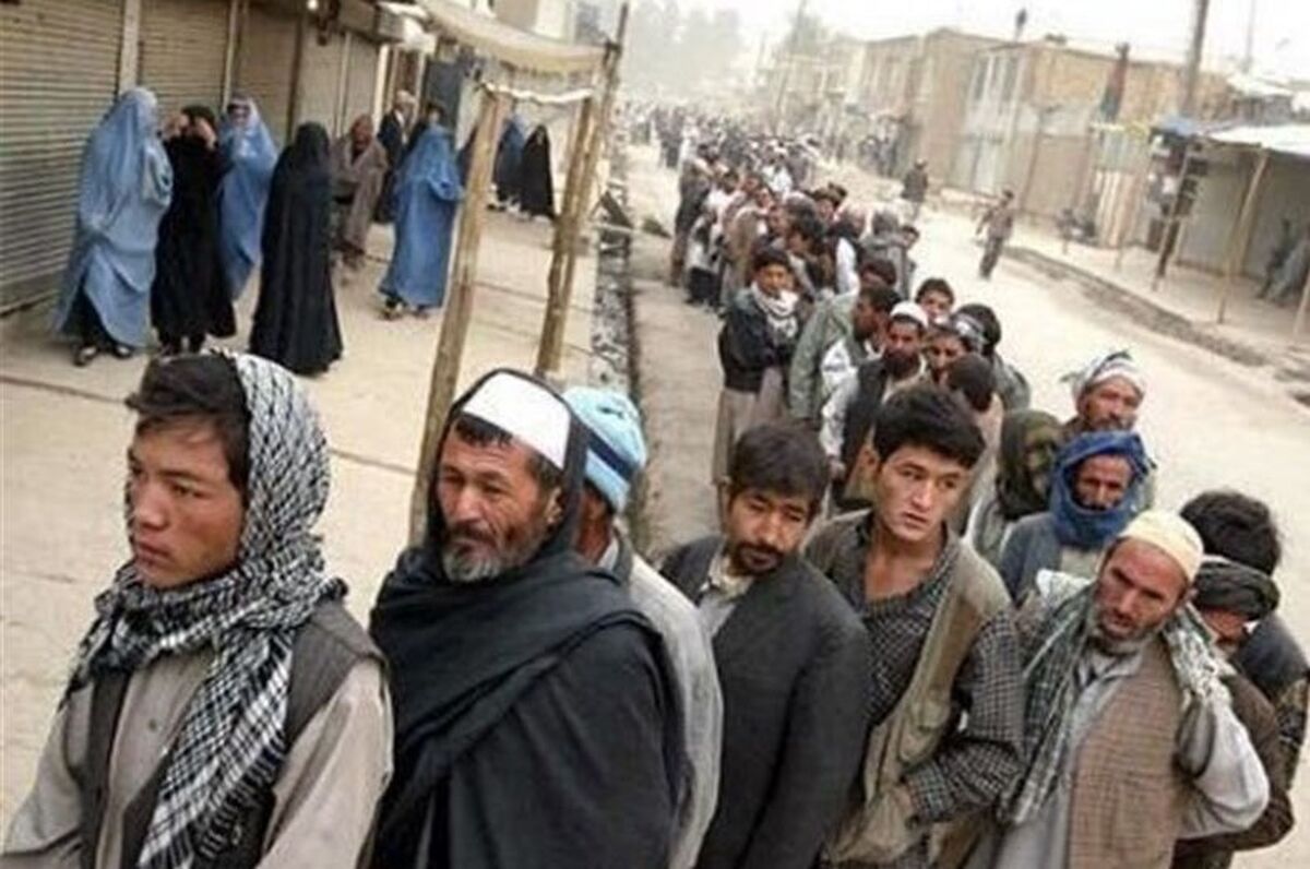 هشدار جدی وزیر کشور به اتباع خارجی