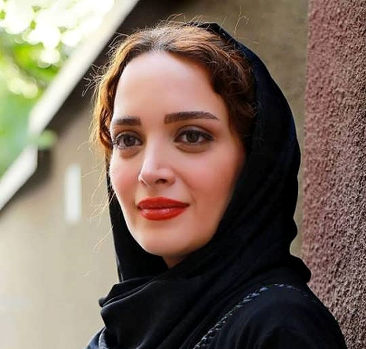 فیلم خیلی نامتعارف بهنوش طباطبایی در مکان عمومی