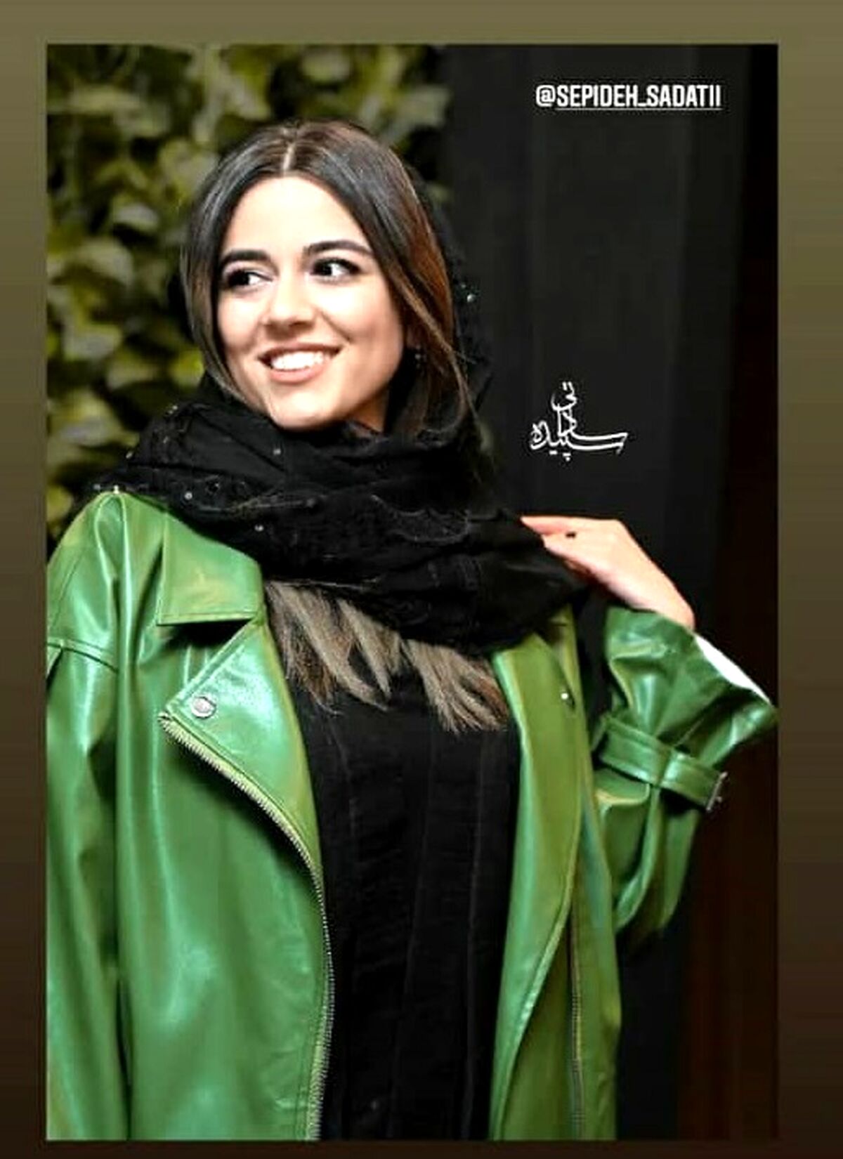 سلفی آسانسوری زرد ماهور الوند| جلف بازی ماهور الوند هم گل کرد!+ عکس