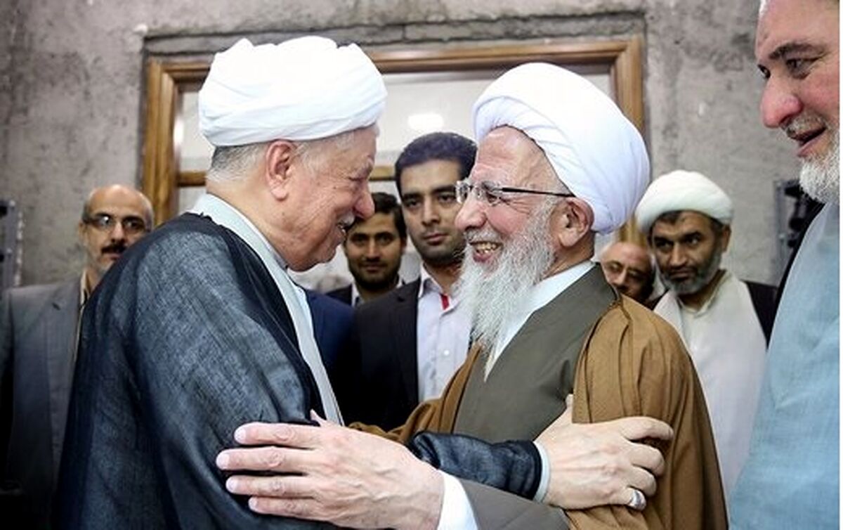 آیت الله جوادی آملی: من هیچ اثر گله و شکایتی از  آیت الله هاشمی ندیدم