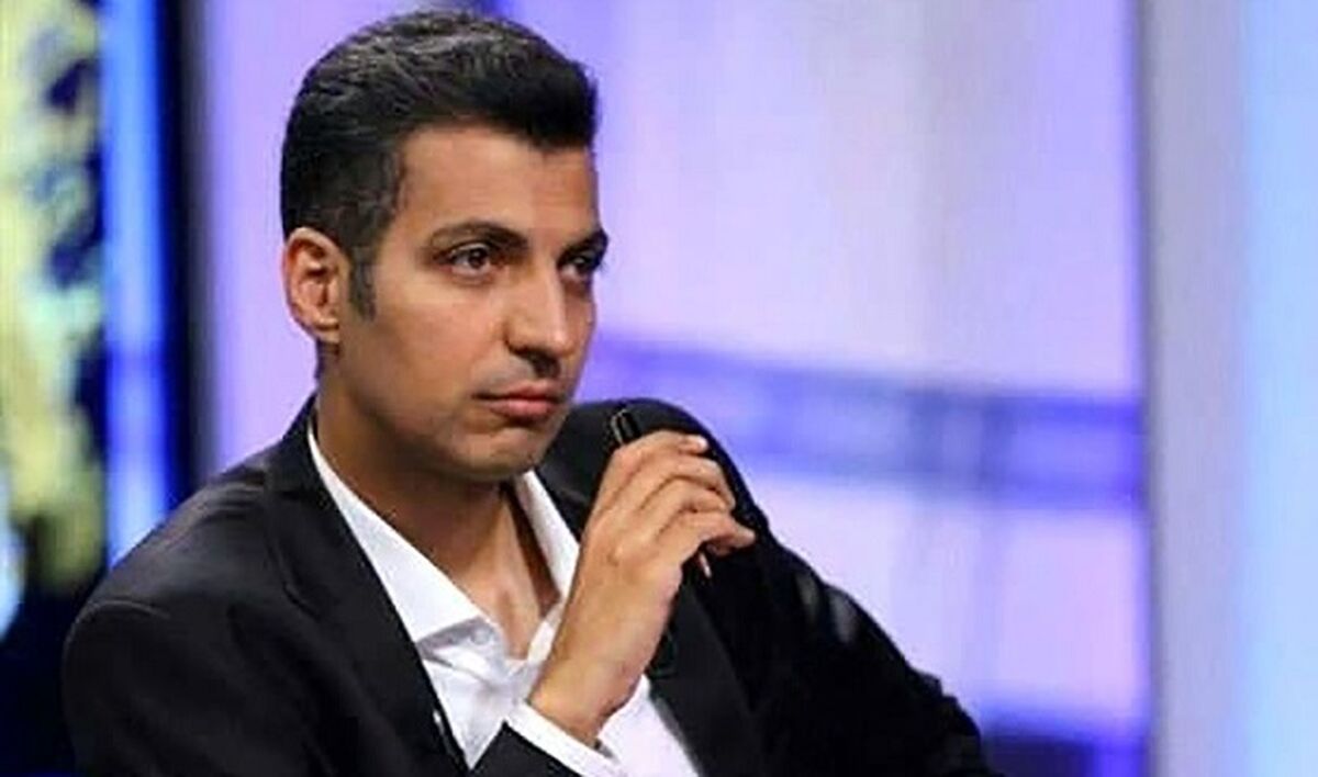 عادل فردوسی پور به شبکه سه باز می گردد