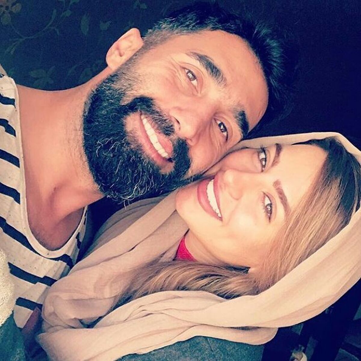 سمانه پاکدل در کنار سحر قریشی