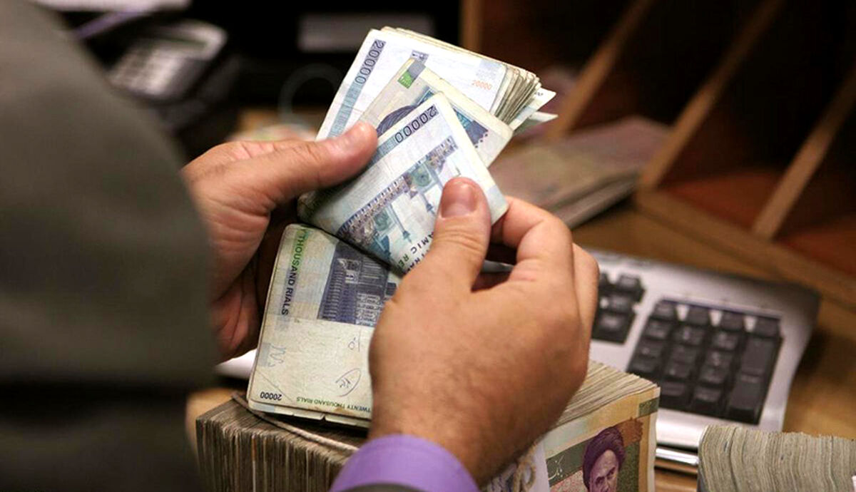  نرخ بهره «میلیمتری» افزایش یافت |  یکی به نعل، یکی به میخ 
