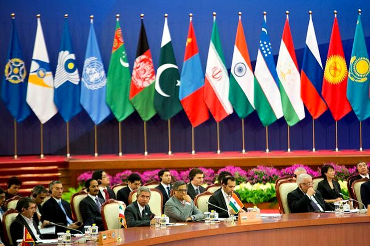 پوتین مارا دور زد و سهمی قائل نشد | اگر به پیمان شانگهای بپیوندیم دلار می شود 7 تومان؟!