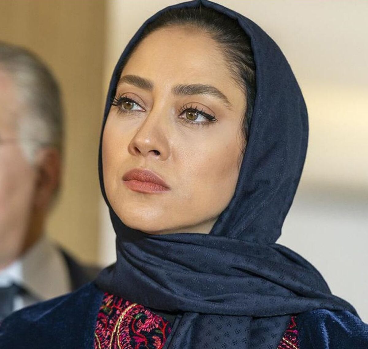 سیاه پوش شدن بهاره کیان افشار 
