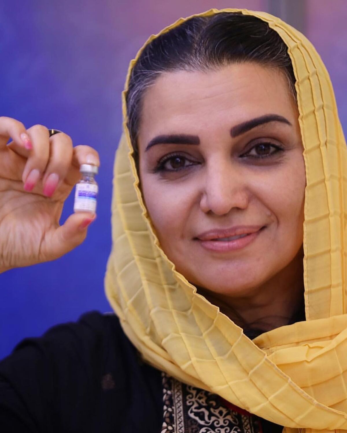 پوشش خانگی و عجیب الهام پاوه نژاد رو صحنه+ عکس