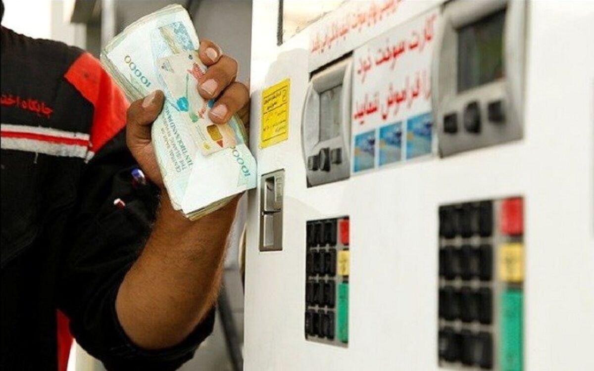 خبر خوشحال کننده رئیسی درباره قیمت بنزین